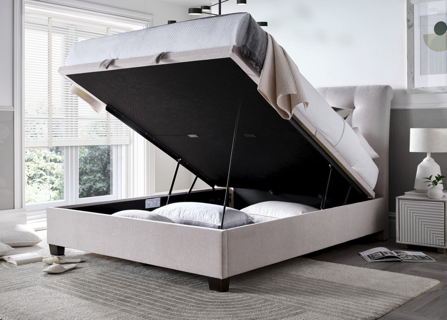 Ashbrooke Ottoman - Bed Frame